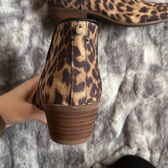 Leopard Booties - Picture 5 of 6